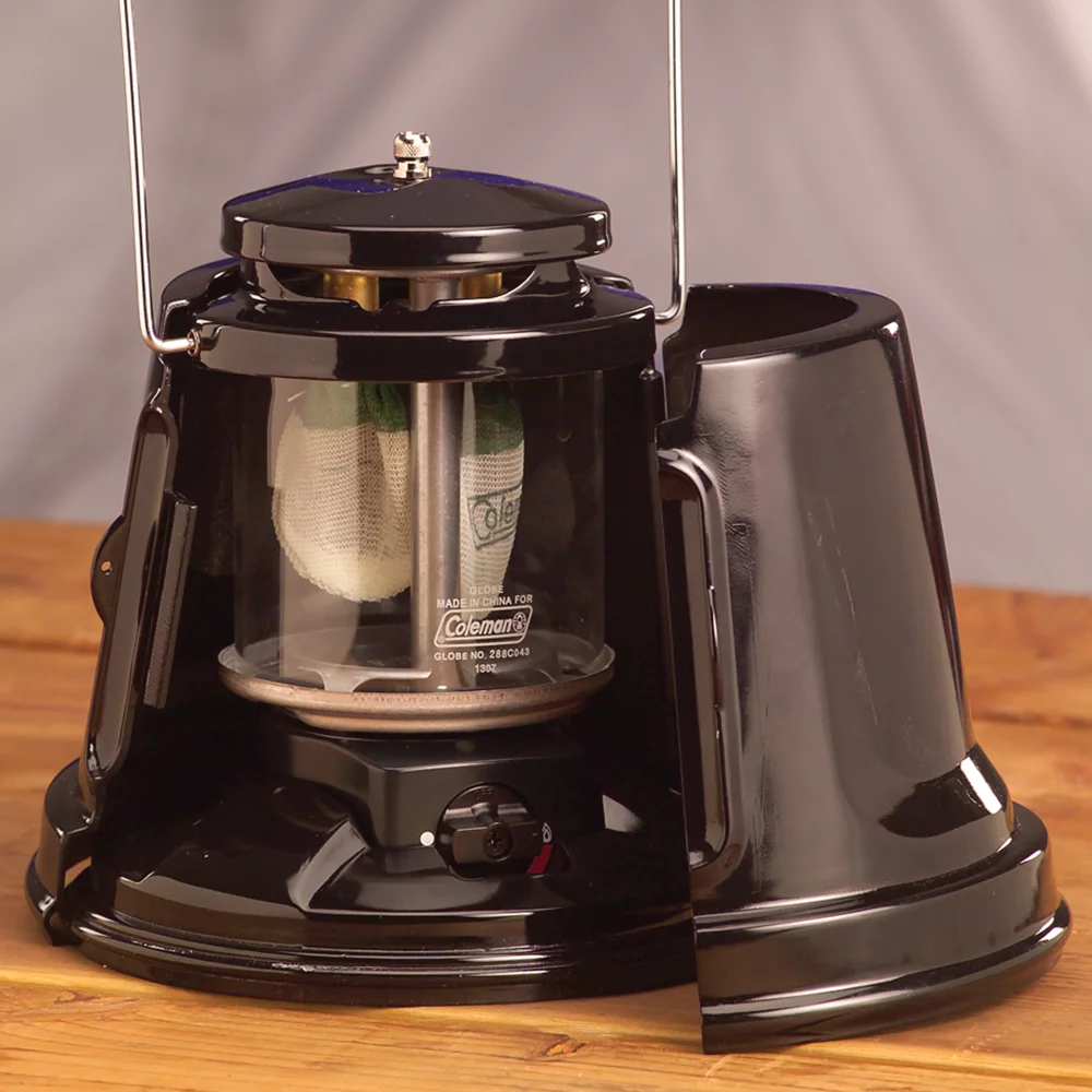 Coleman QuickPackâ„¢ Deluxe Propane Lantern - Image 2