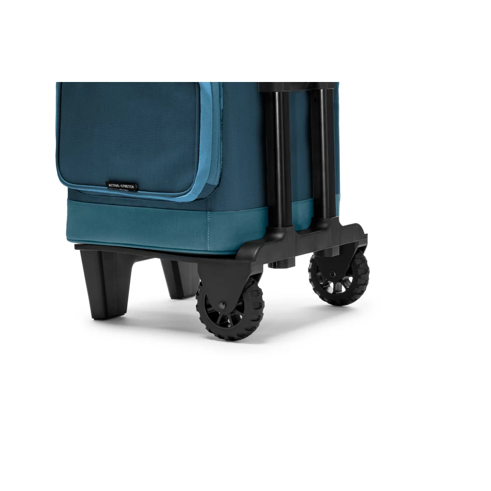 Coleman SPORTFLEX™ 42-Can Soft Cooler With Wheels, Ocean - Image 7